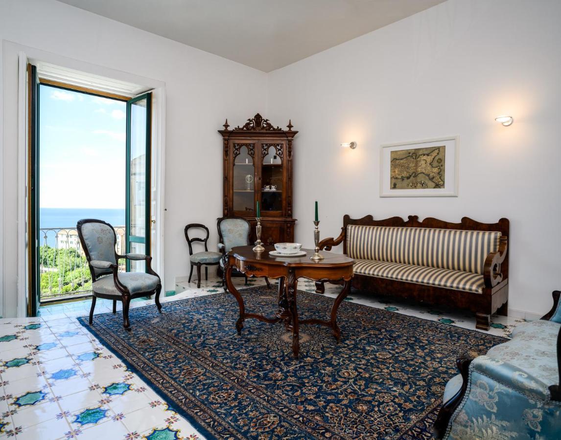 Amalfi Coast Family Luxury Suite Vietri Extérieur photo
